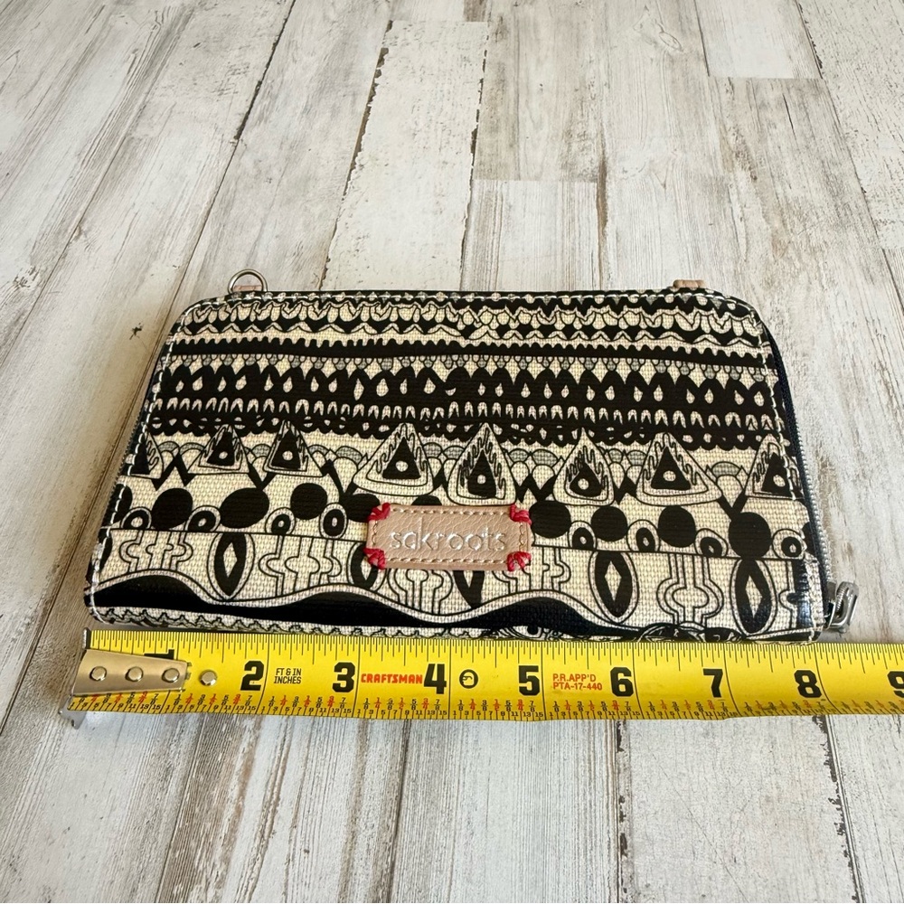 Sak Roots Wallet - Picture 10 of 12